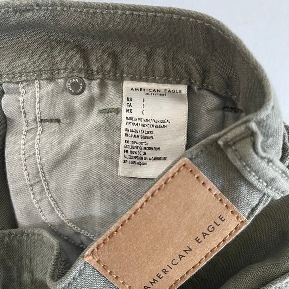 American Eagle Highest Rise Mom Short Frayed Hem Green - Size 0 - Picture 7 of 7